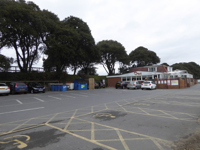 Avon Beach Car Park Guide: Parking, Prices & Tips